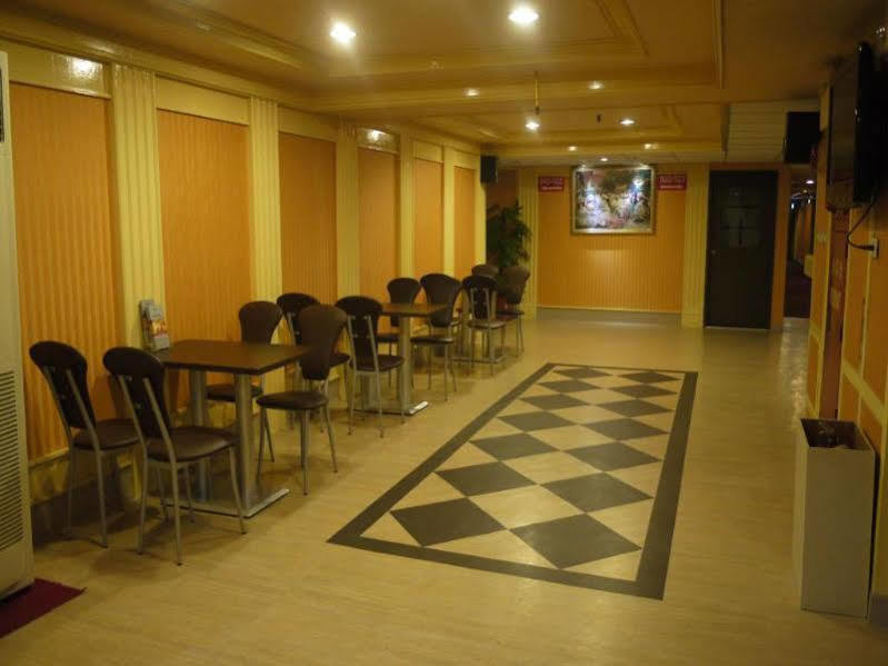 Jing Dian Business Hotel Taoyuan Exterior foto